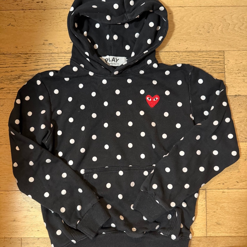 Comme des Garcons Play Heart Hoodie size M